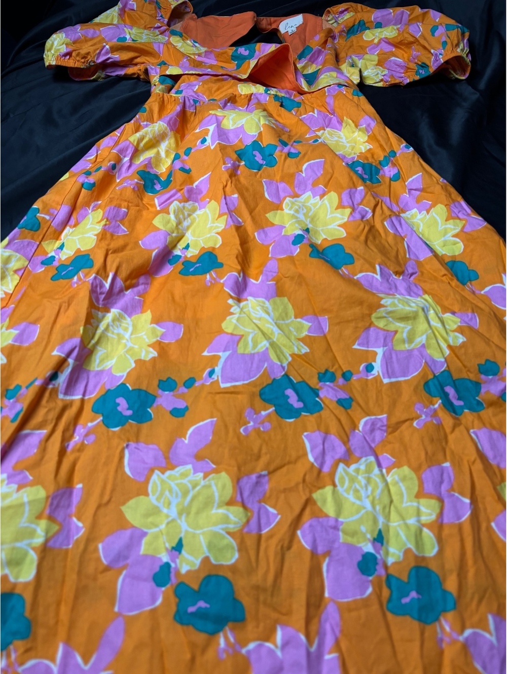 Lena Women's Knee-Length Puff Sleeve Dress in Orange Floral - Picture 5 of 10